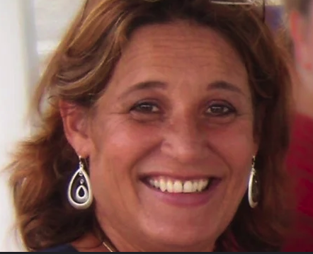Rosângela T.