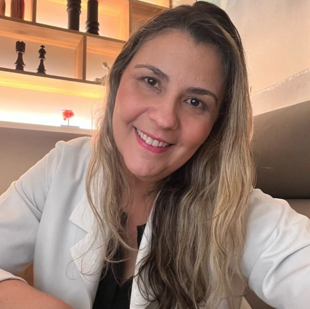 Fernanda L.